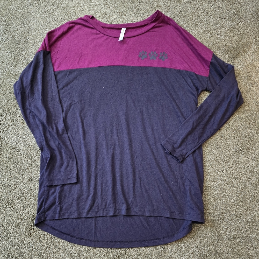 Paw print long sleeve